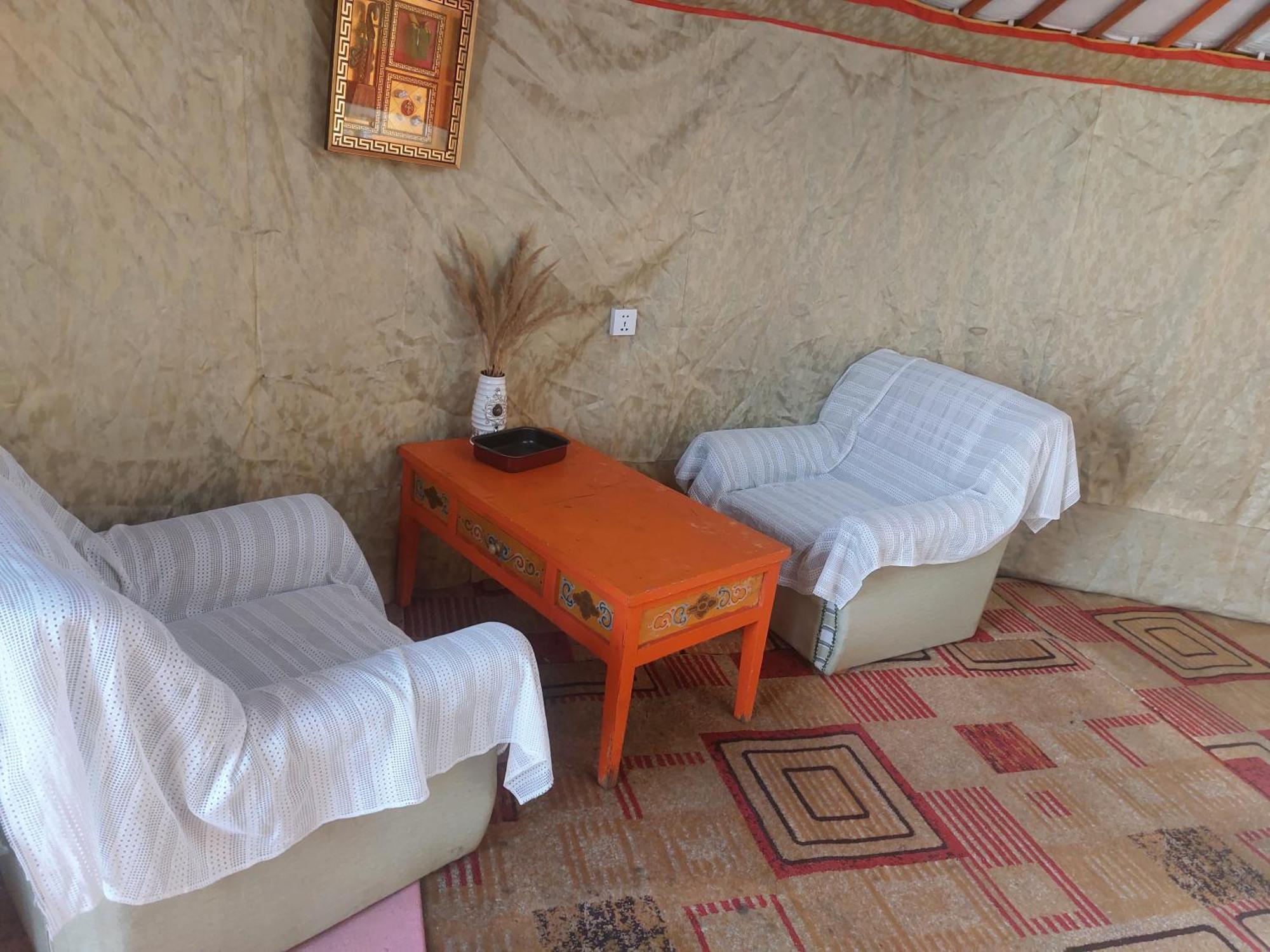 Gana'S Guest House And Tours อูลานบาตอร์ ภายนอก รูปภาพ