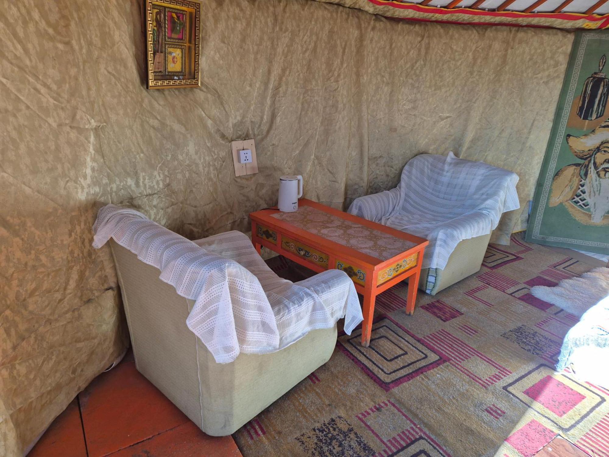 Gana'S Guest House And Tours อูลานบาตอร์ ภายนอก รูปภาพ